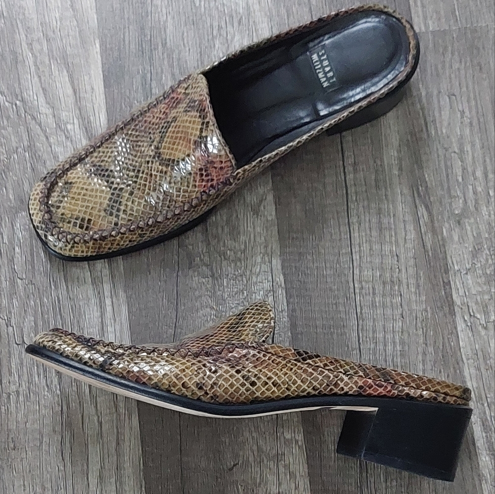 🌺 Stuart Weitzman Snake Embossed Leather Mules Size 8 AAAA
